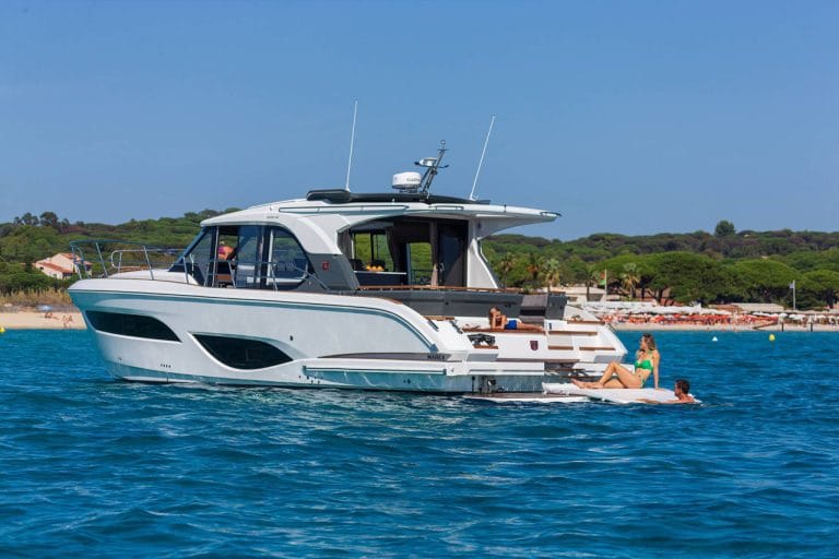Marex 440 Gourmet Cruiser